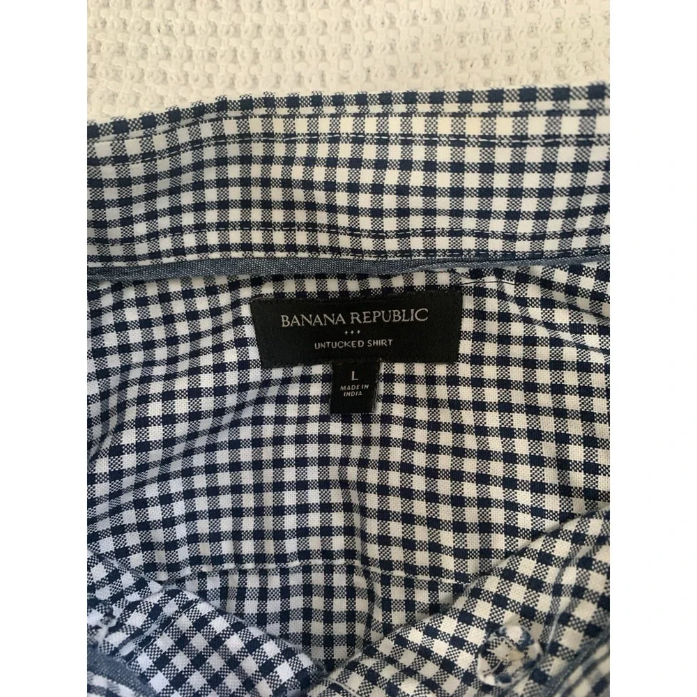 Banana Republic Shirt Men's Large L Untucked Fit White Blue Checked‎